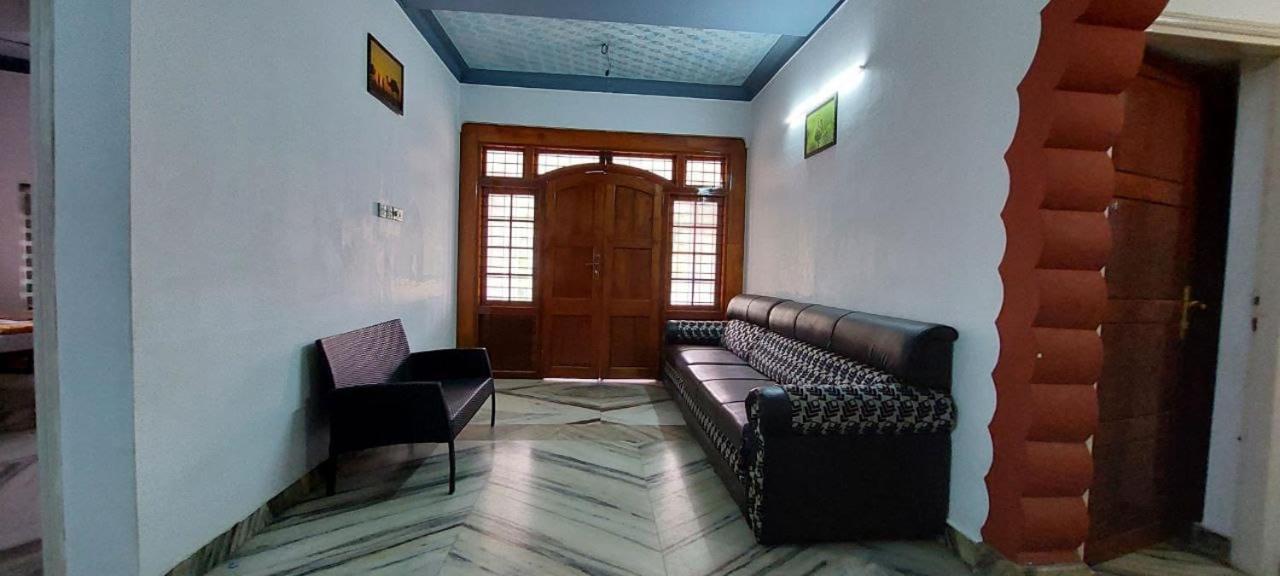 Jinan Palace Guest House Jinan Palace Guest House Nedumbassery Dış mekan fotoğraf